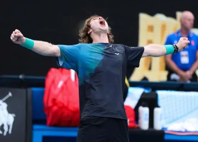 篮下打成 篮下打成