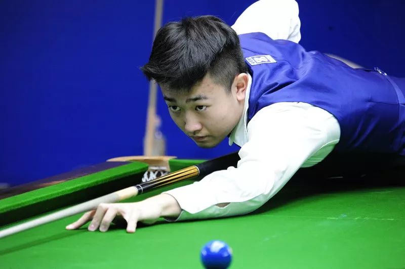 球的表现屡 球的表现屡