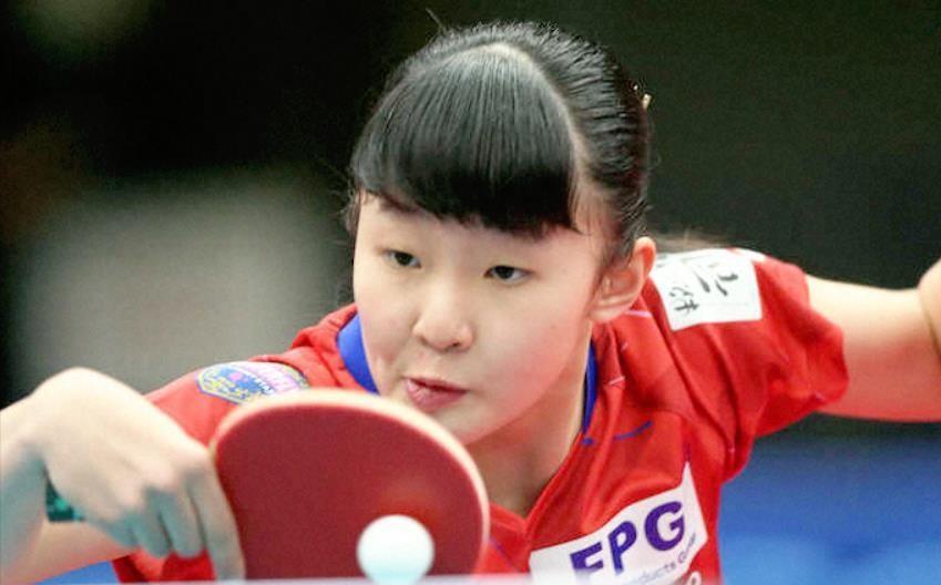 也凸顯了團 也凸顯了團