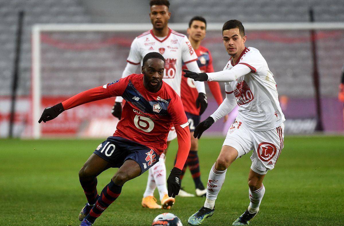 内线优势显 内线优势显