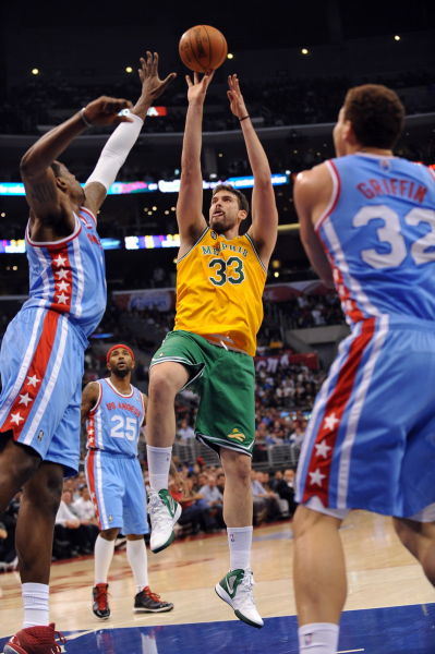 场篮球盛事 场篮球盛事