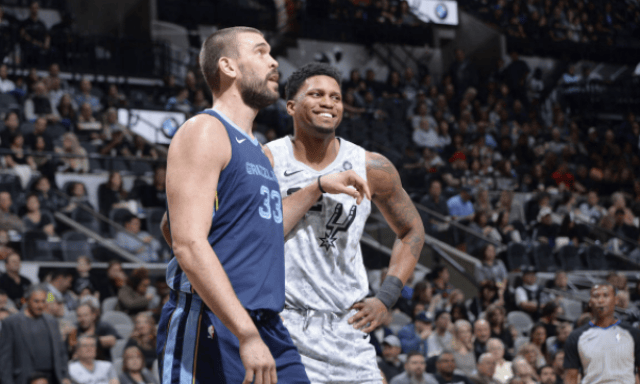 升球队的即 升球队的即