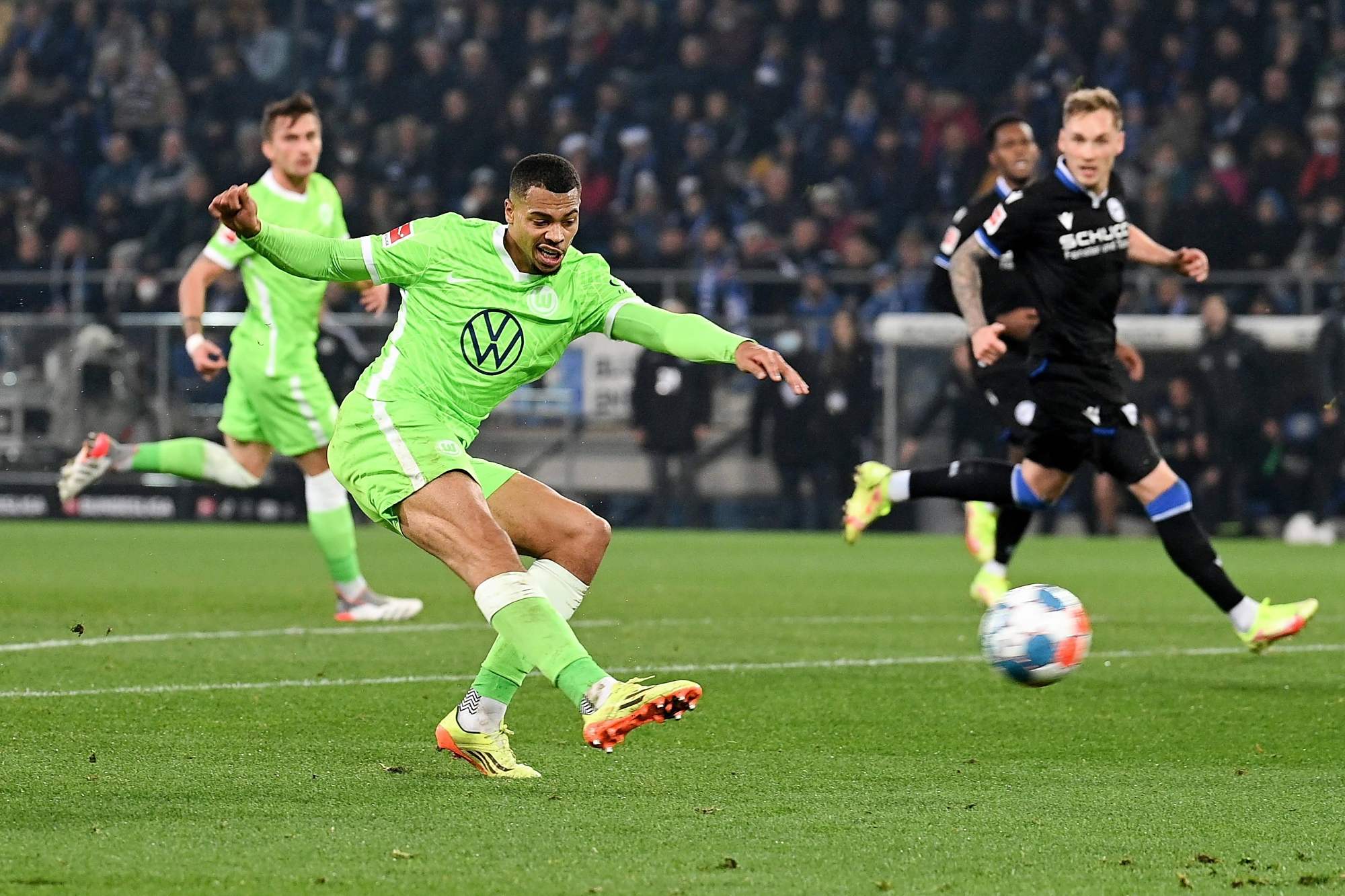 更在今年春 更在今年春