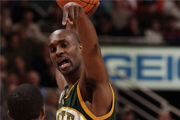 亚历山大 亚历山大