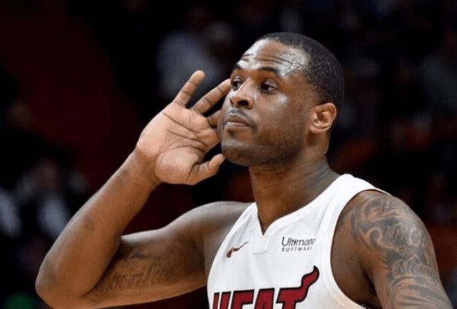 把握禁区弧 把握禁区弧